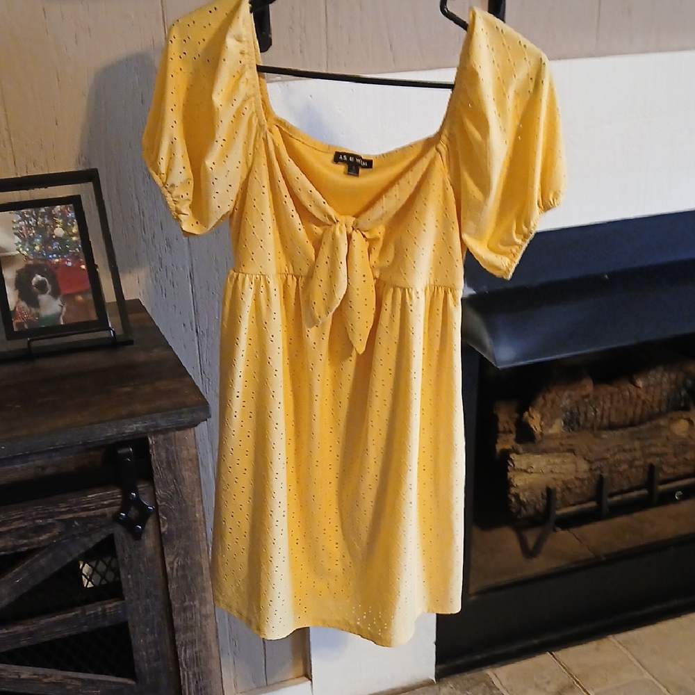 Vibrant Yellow Mini Dress with Chic Design